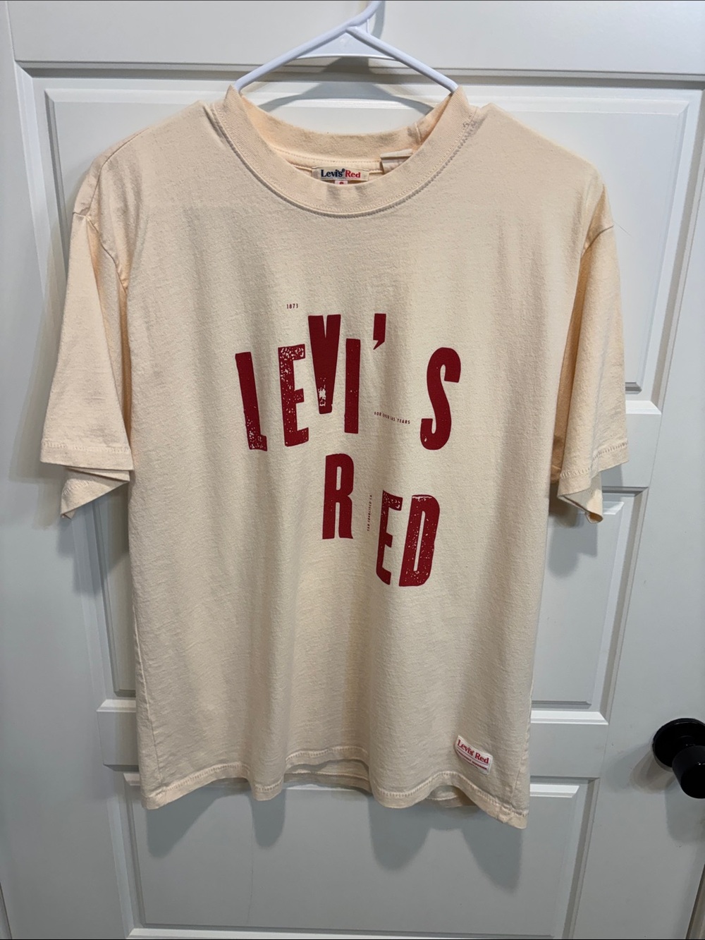 Levi's Cream Tee with Red Logo Print